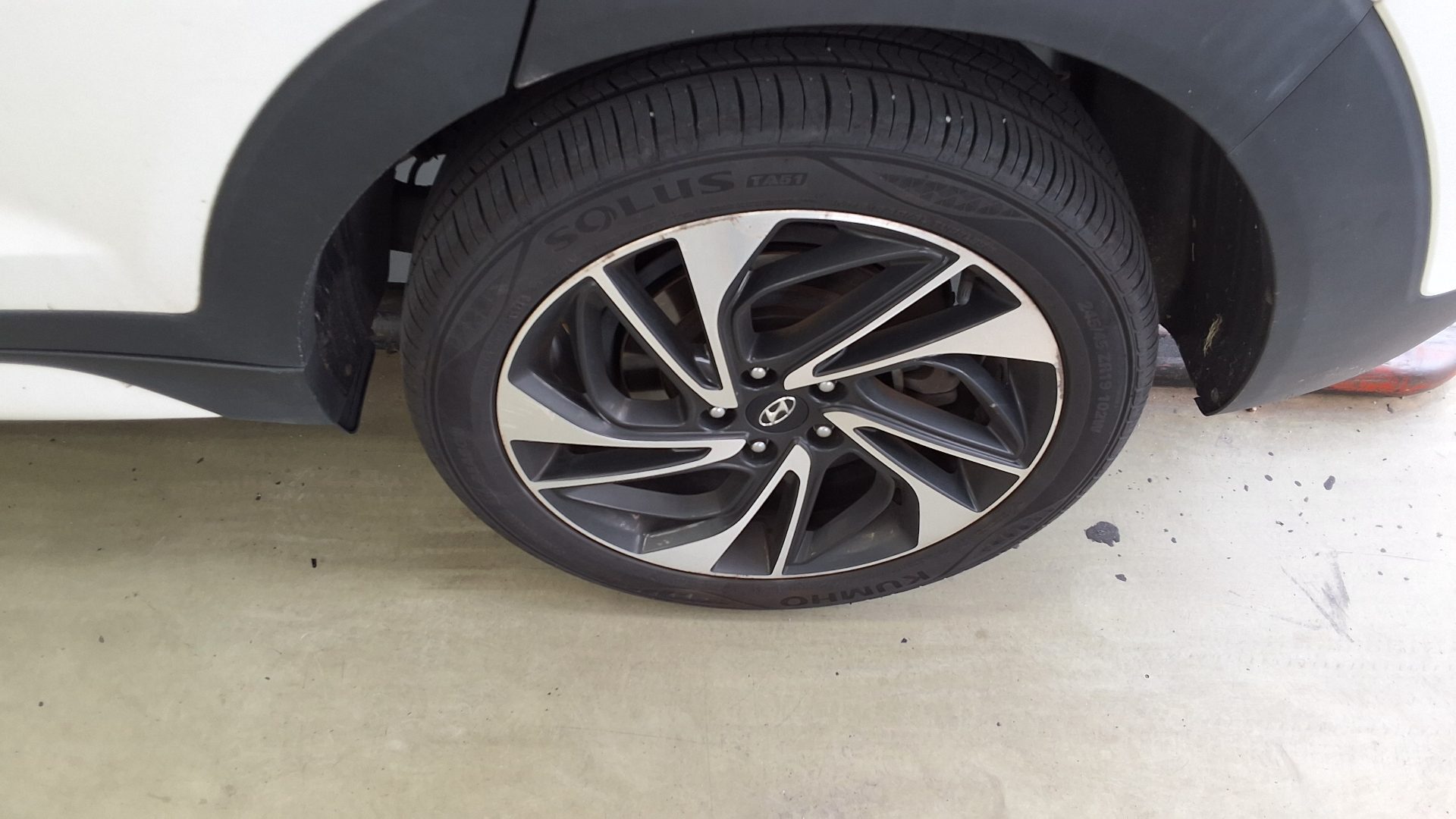2019 - hyundai tucson