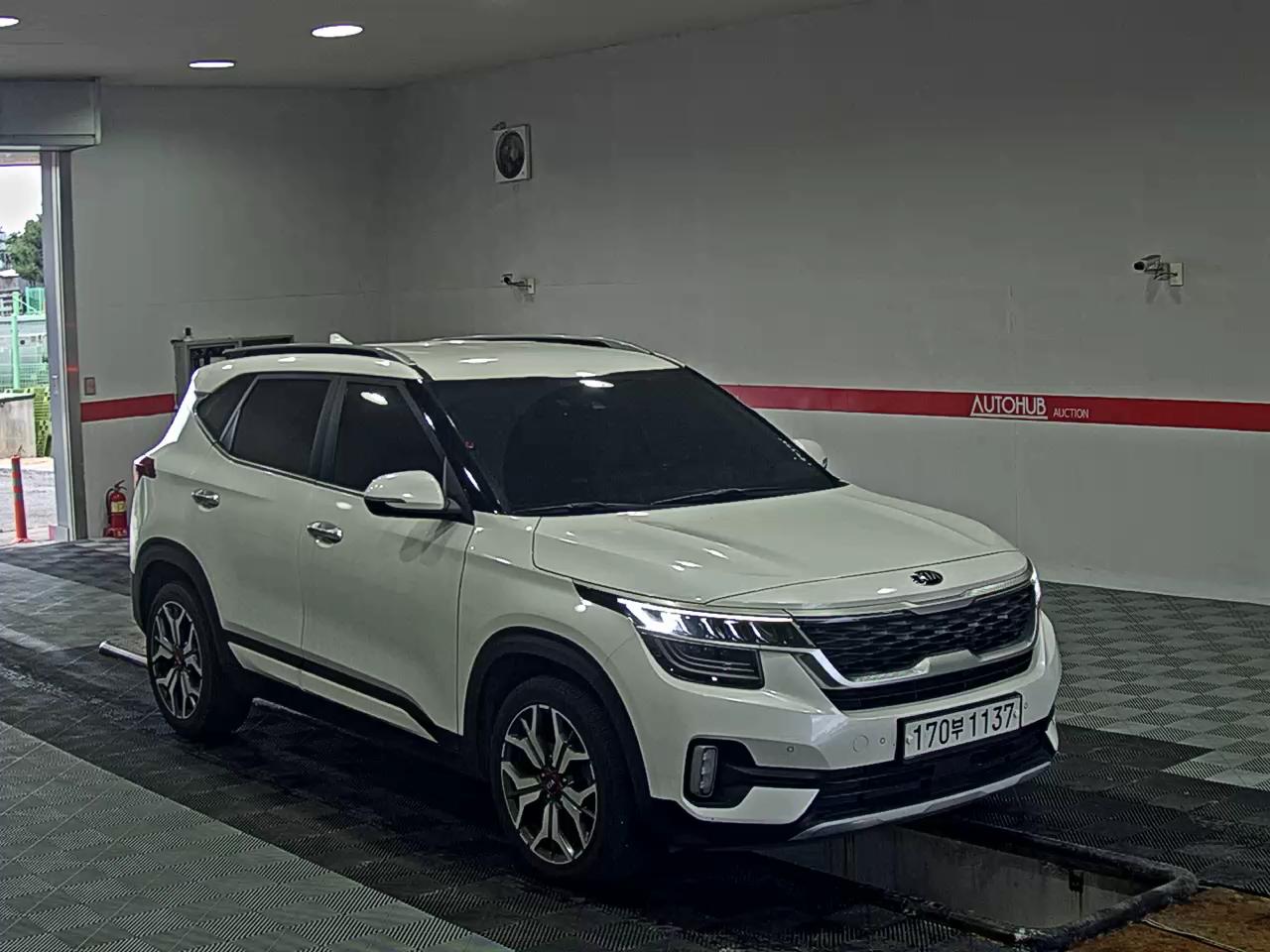 2020 - kia seltos