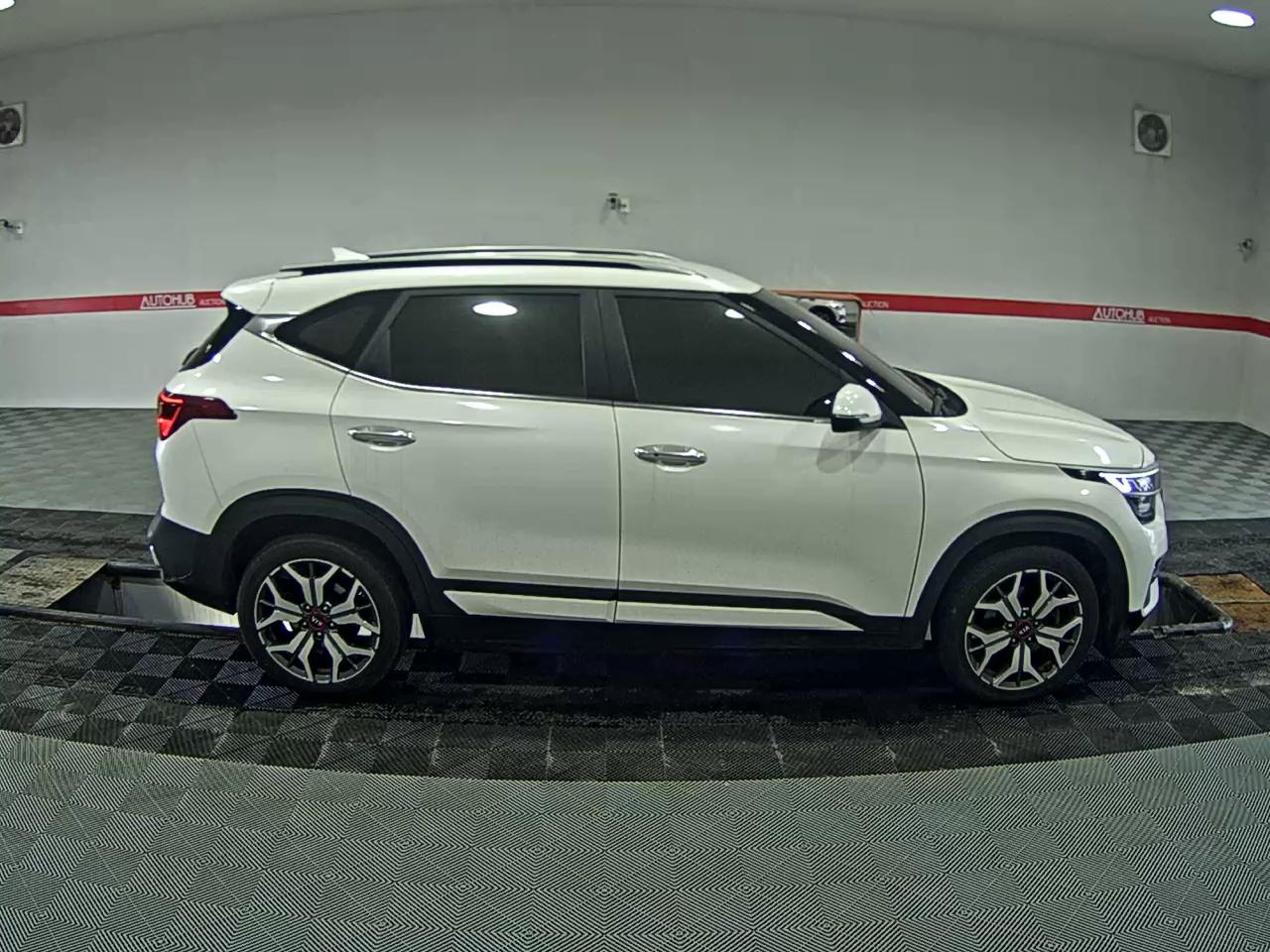 2020 - kia seltos