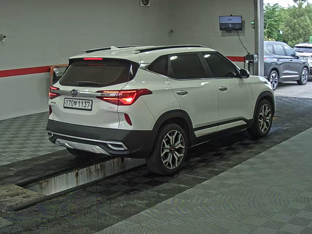 2020 - kia seltos