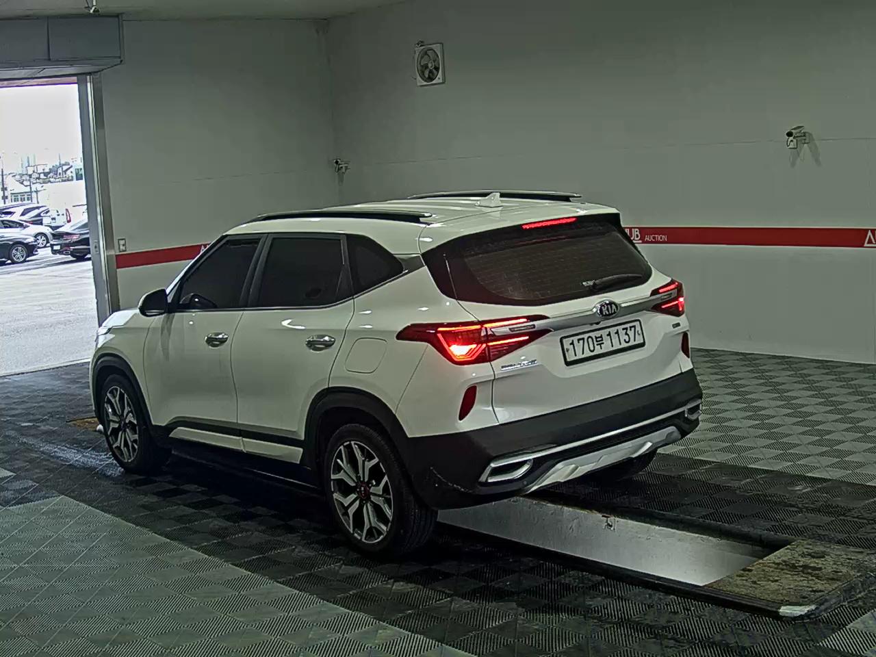 2020 - kia seltos