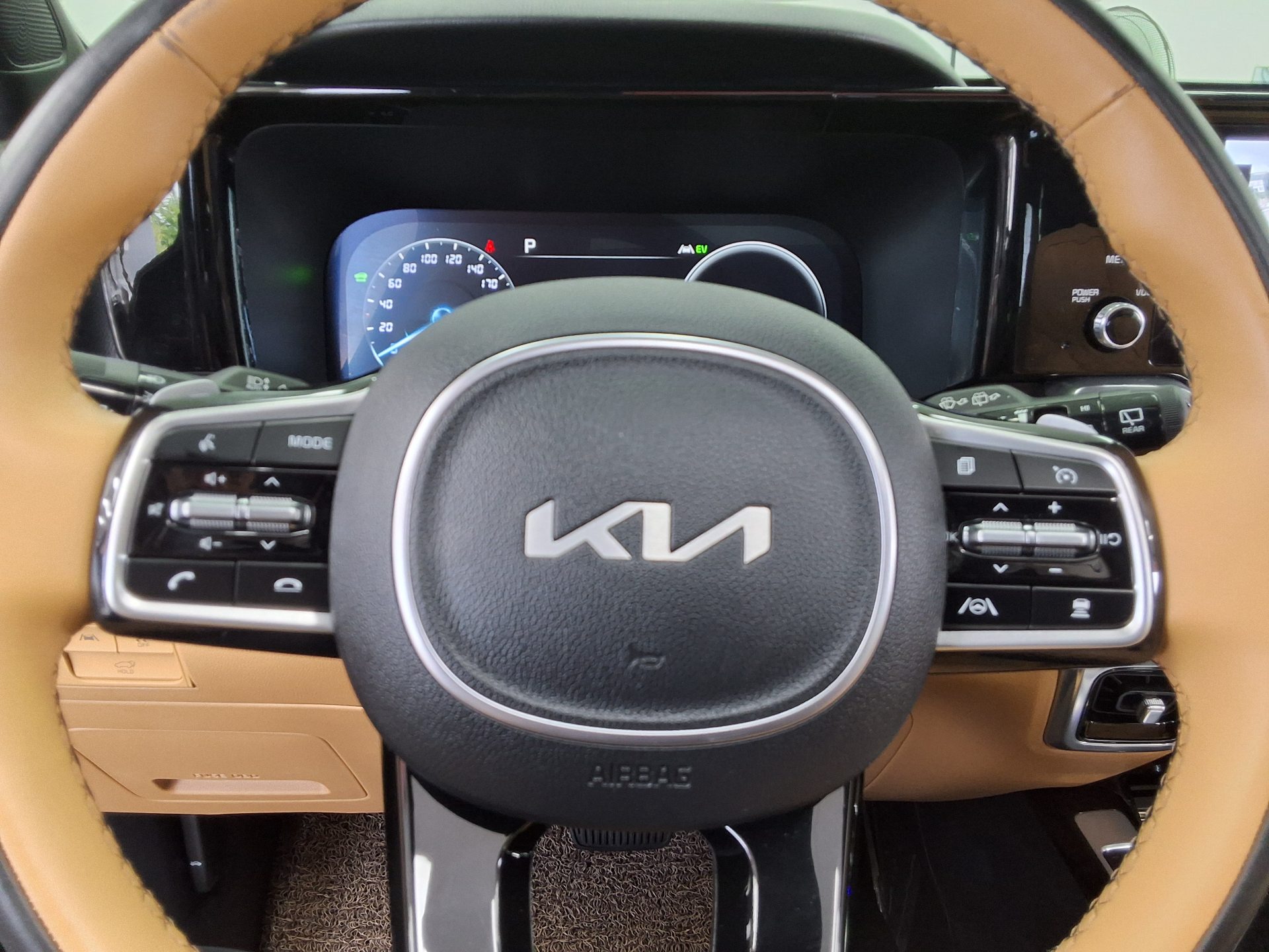 2023 - kia sorento