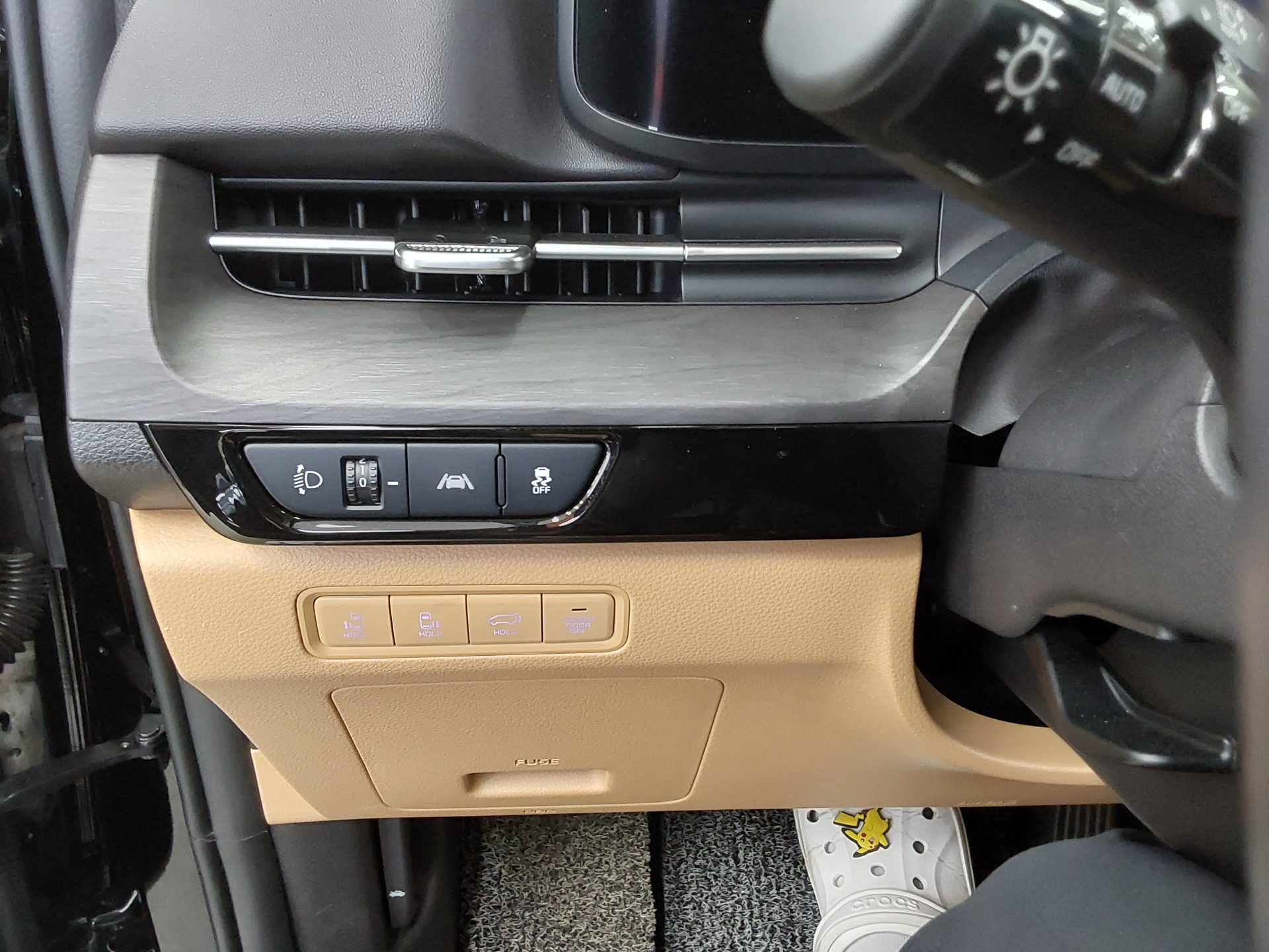 2023 - kia carnival