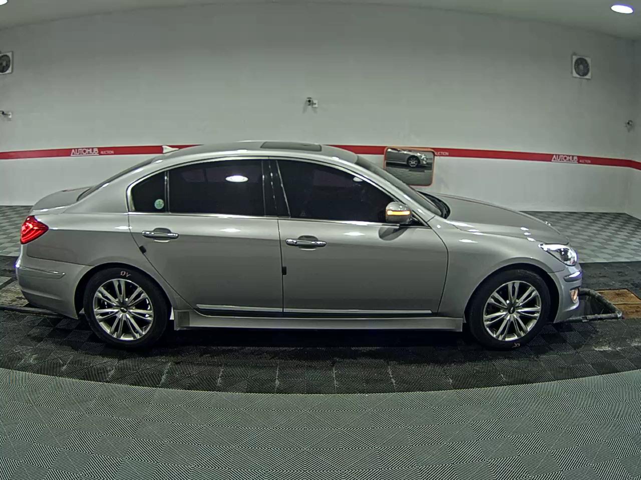 2012 - hyundai bh