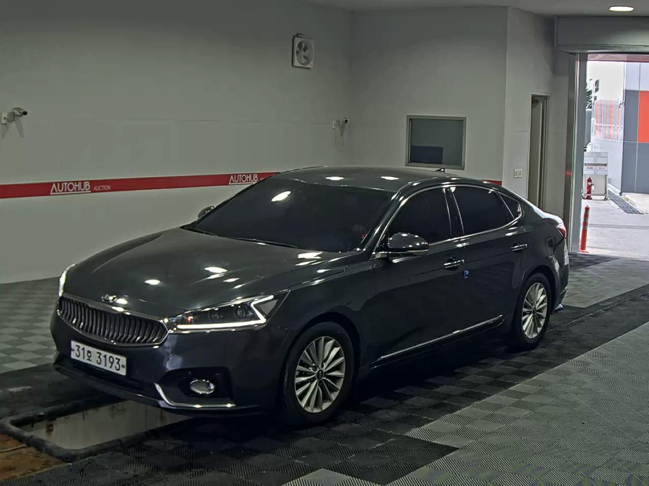 KIA K7 LPI RENTAL CAR