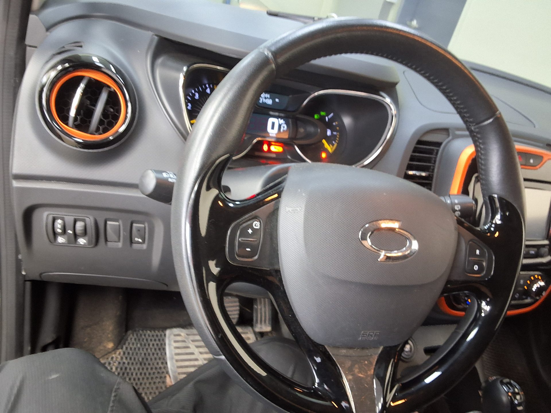 2014 - renault qm3