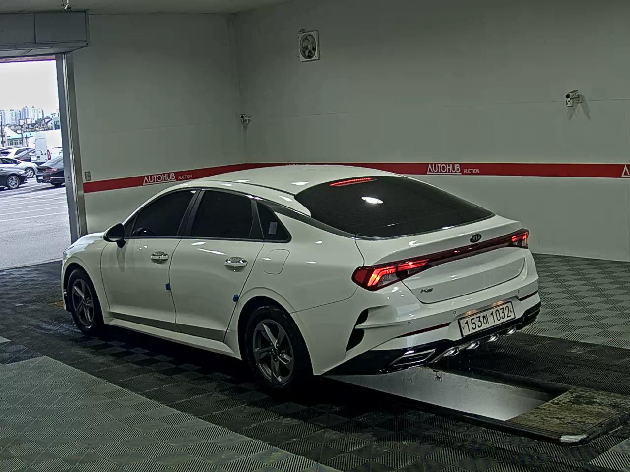 2021 - kia k5