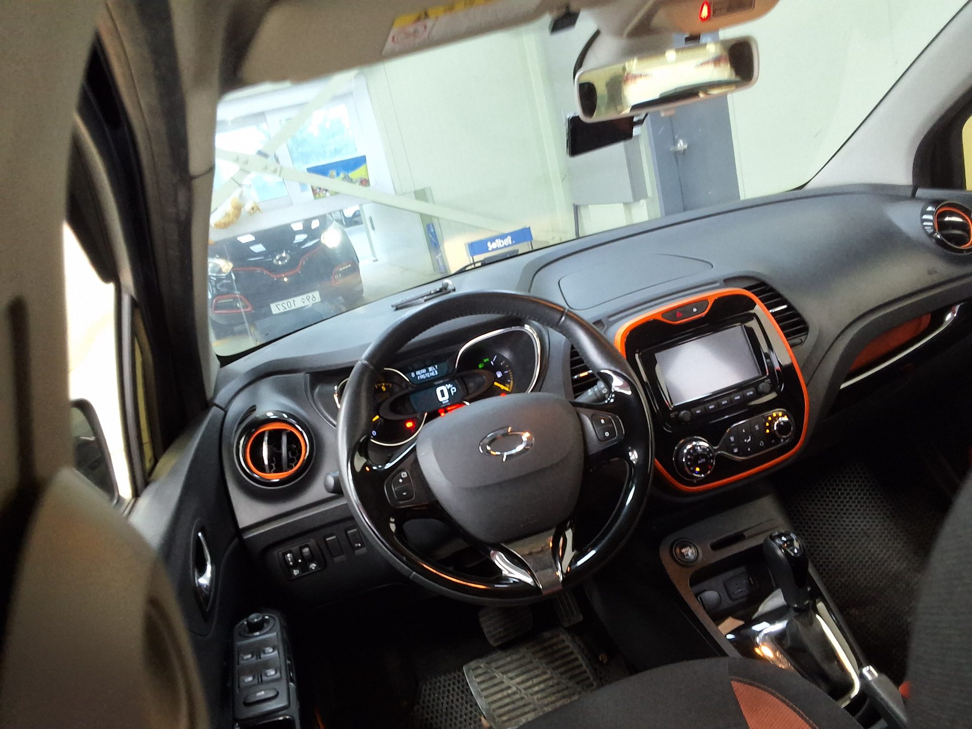 2014 - renault qm3