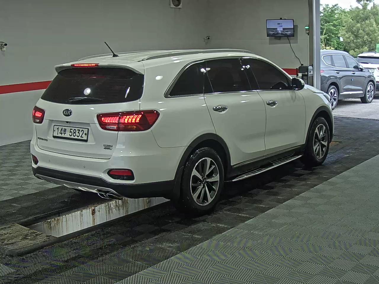2019 - kia sorento