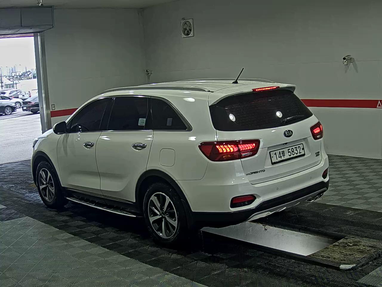 2019 - kia sorento