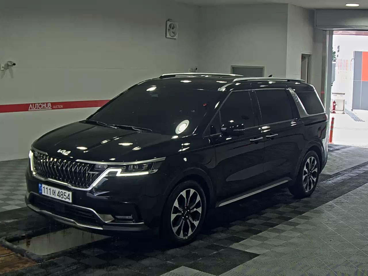 KIA CARNIVAL (KA4)