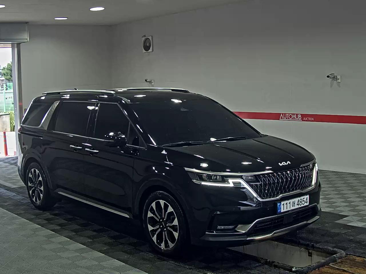 2023 - kia carnival