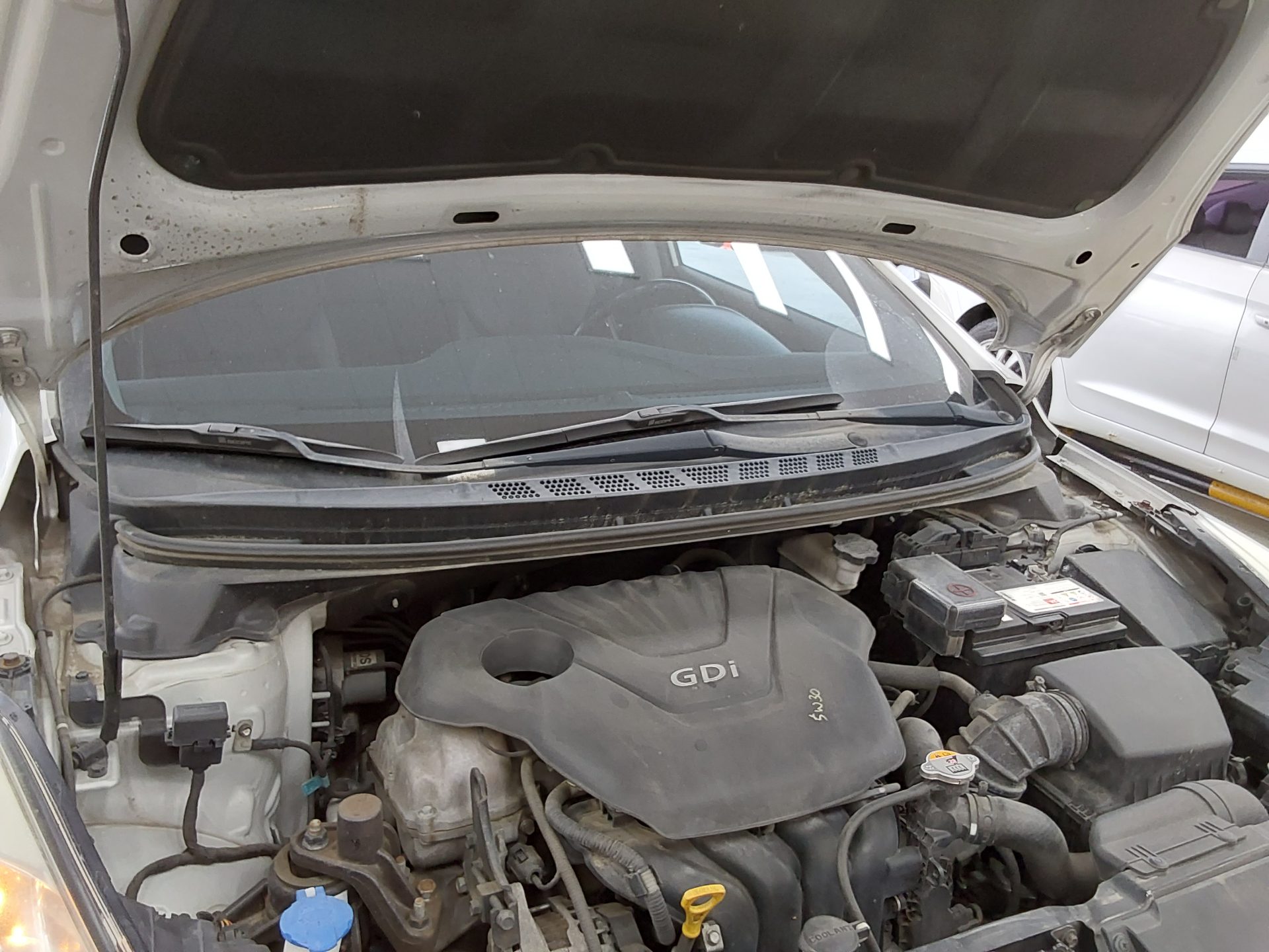 2011 - hyundai avante