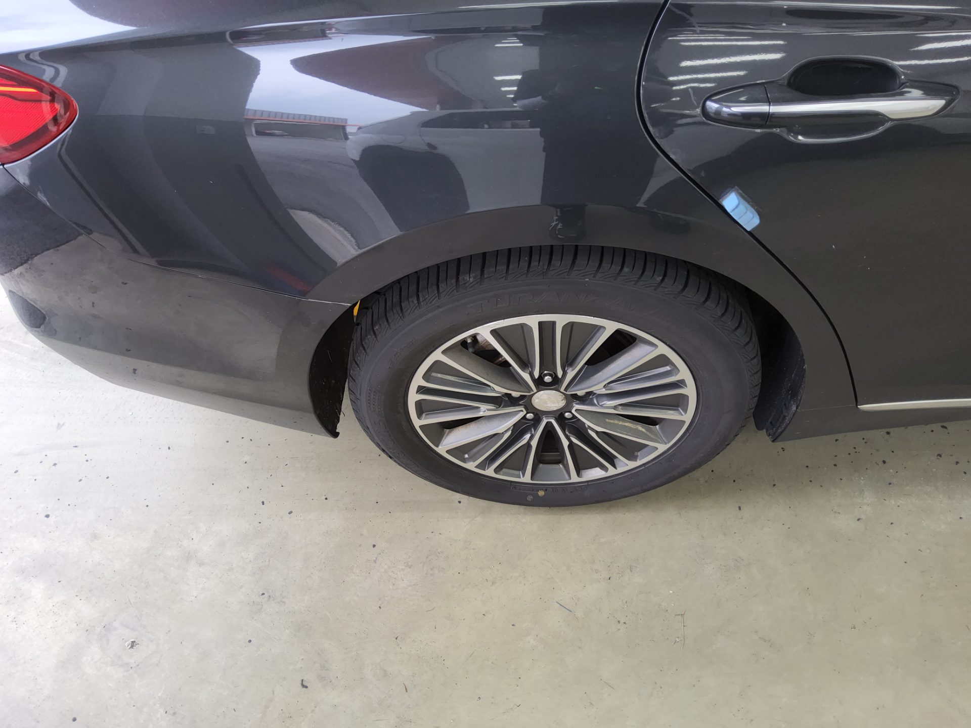 2018 - hyundai grandeur