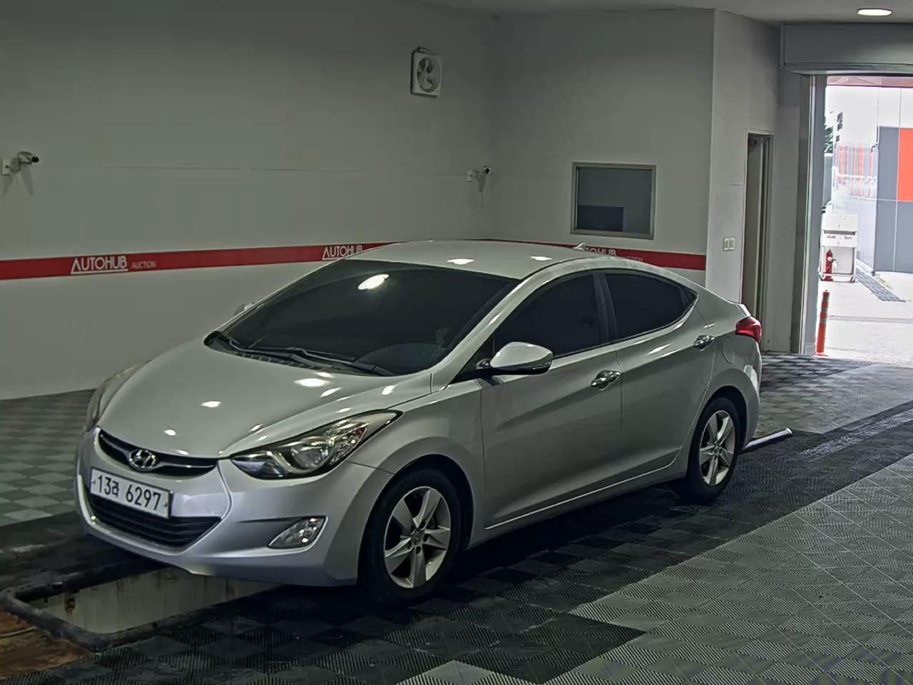 HYUNDAI AVANTE MD M16 GDi