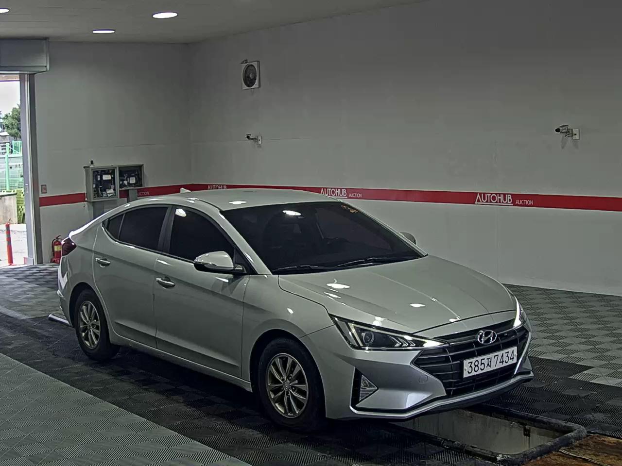 2019 - hyundai avante
