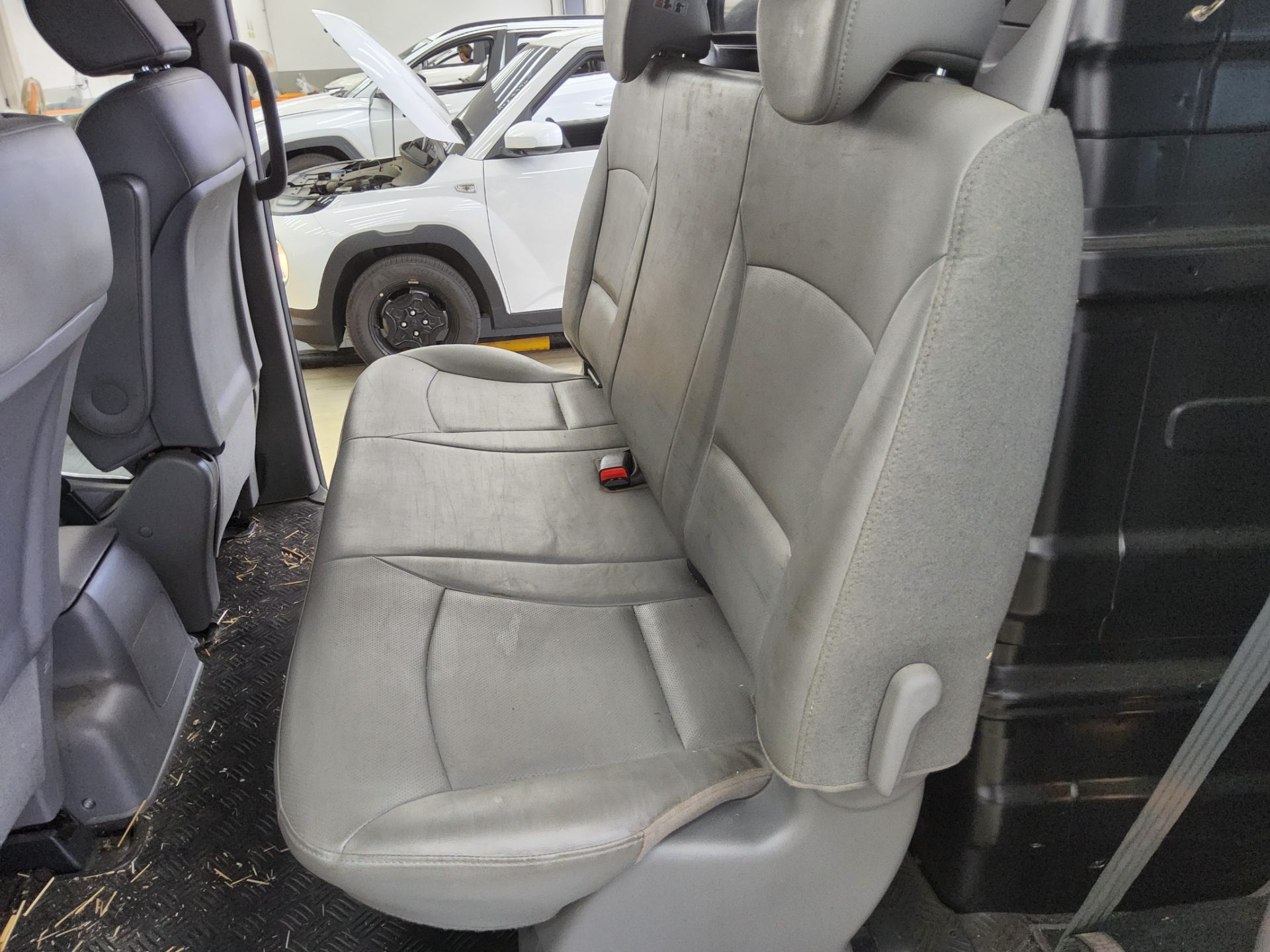 2020 - hyundai grand starex