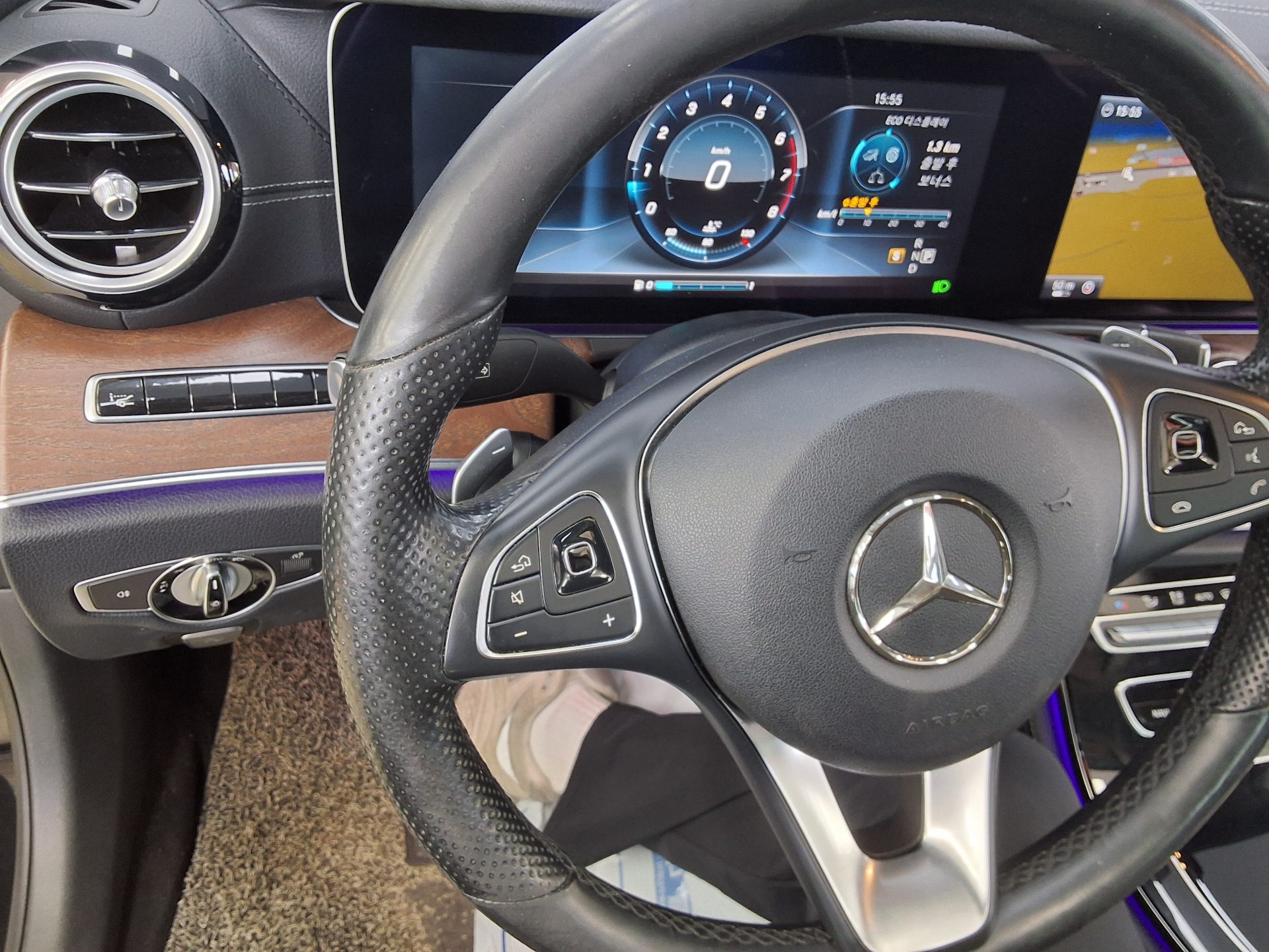 2017 - mercedes-benz e300