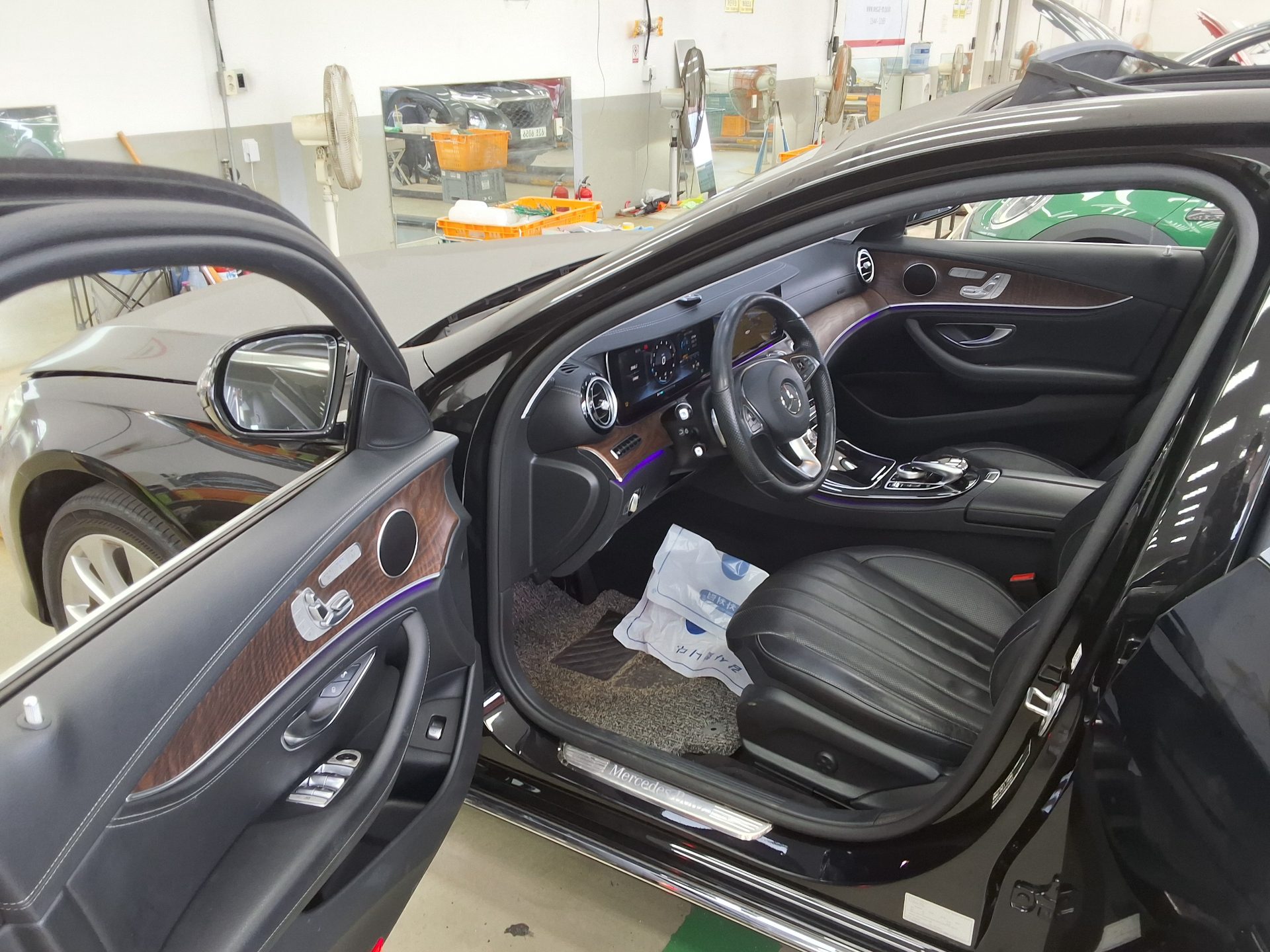 2017 - mercedes-benz e300
