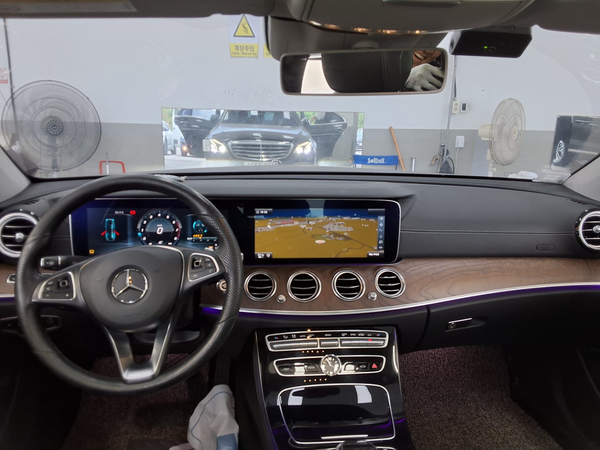2017 - mercedes-benz e300