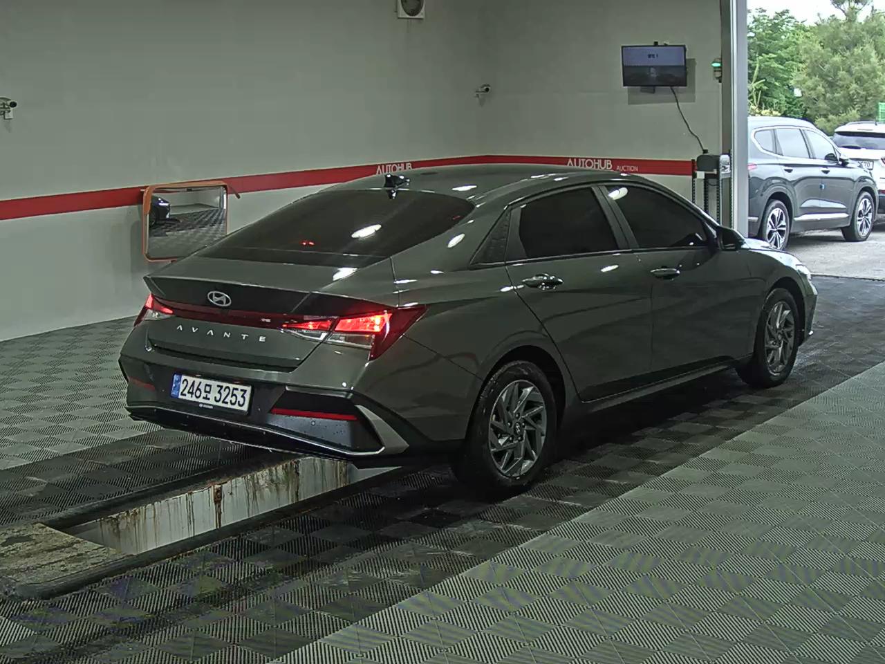2024 - hyundai avante
