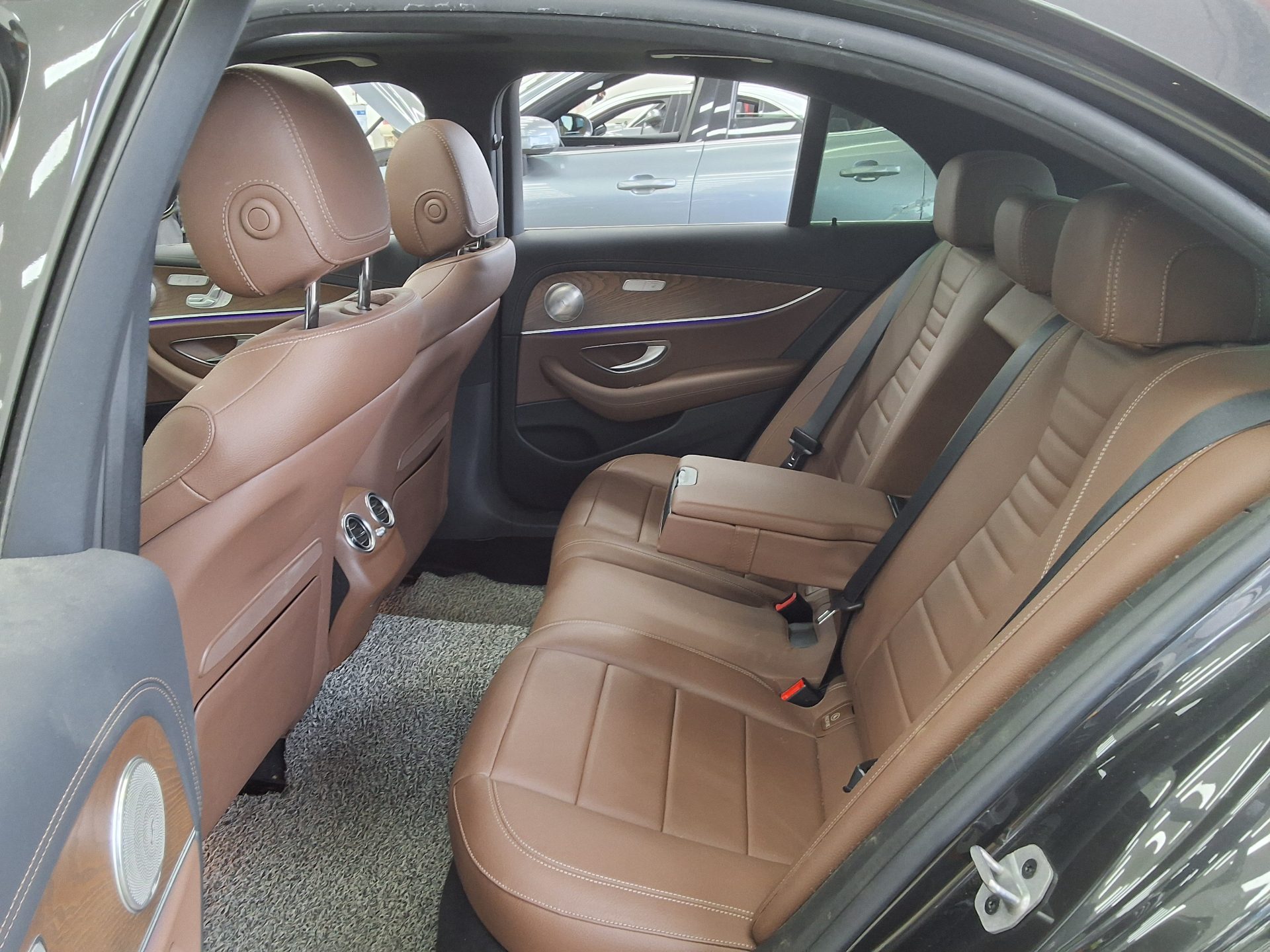 2021 - mercedes-benz e250