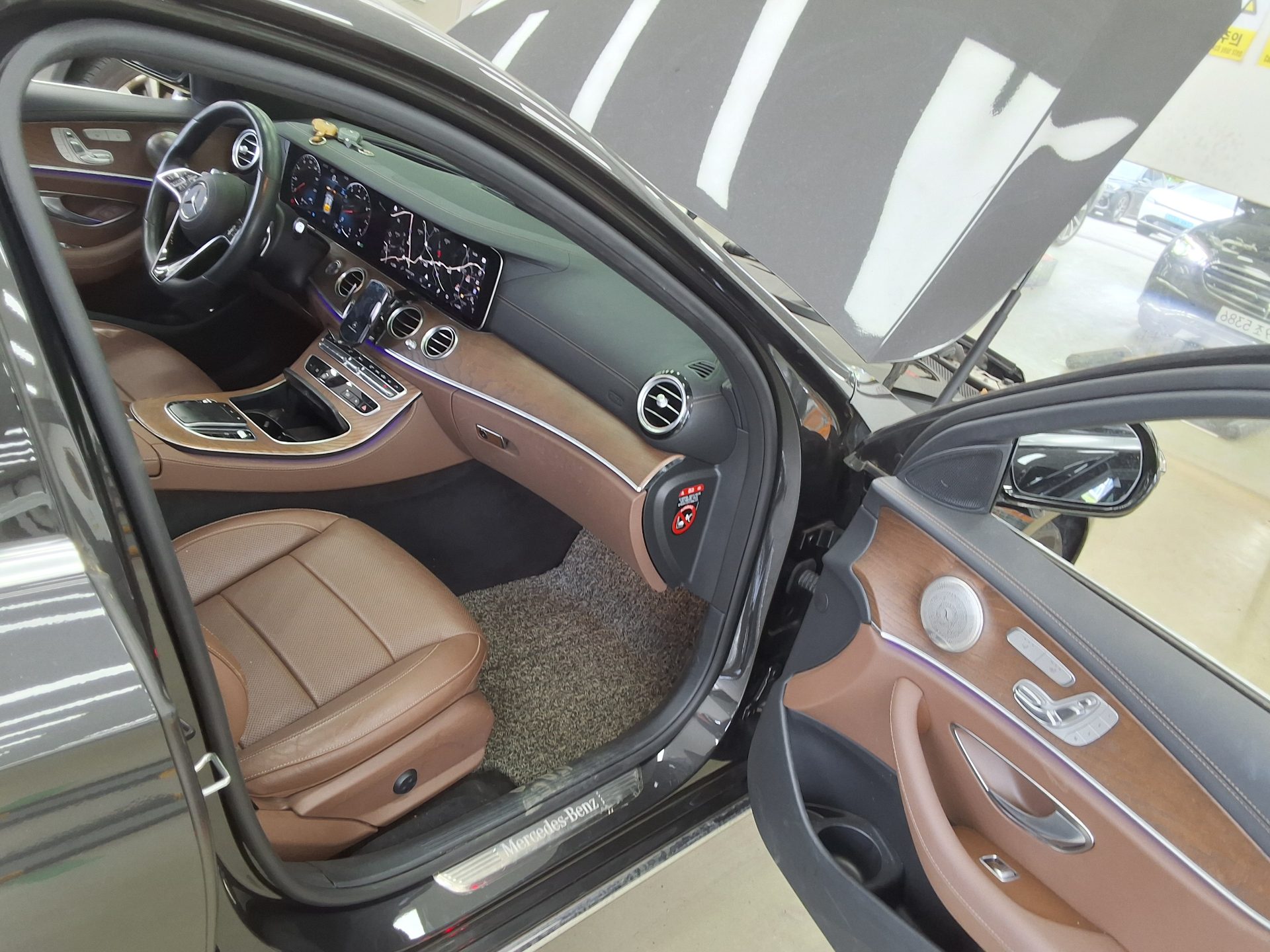 2021 - mercedes-benz e250