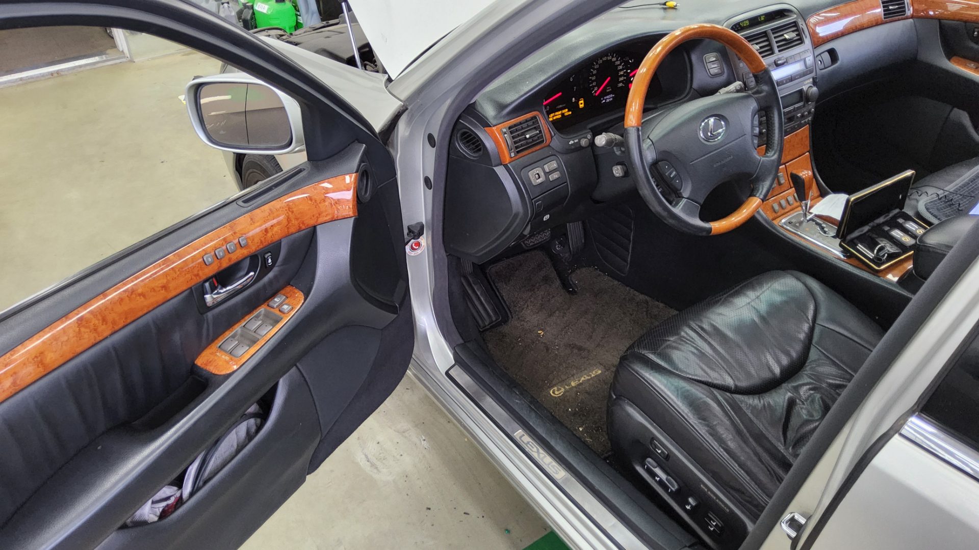2003 - lexus ls