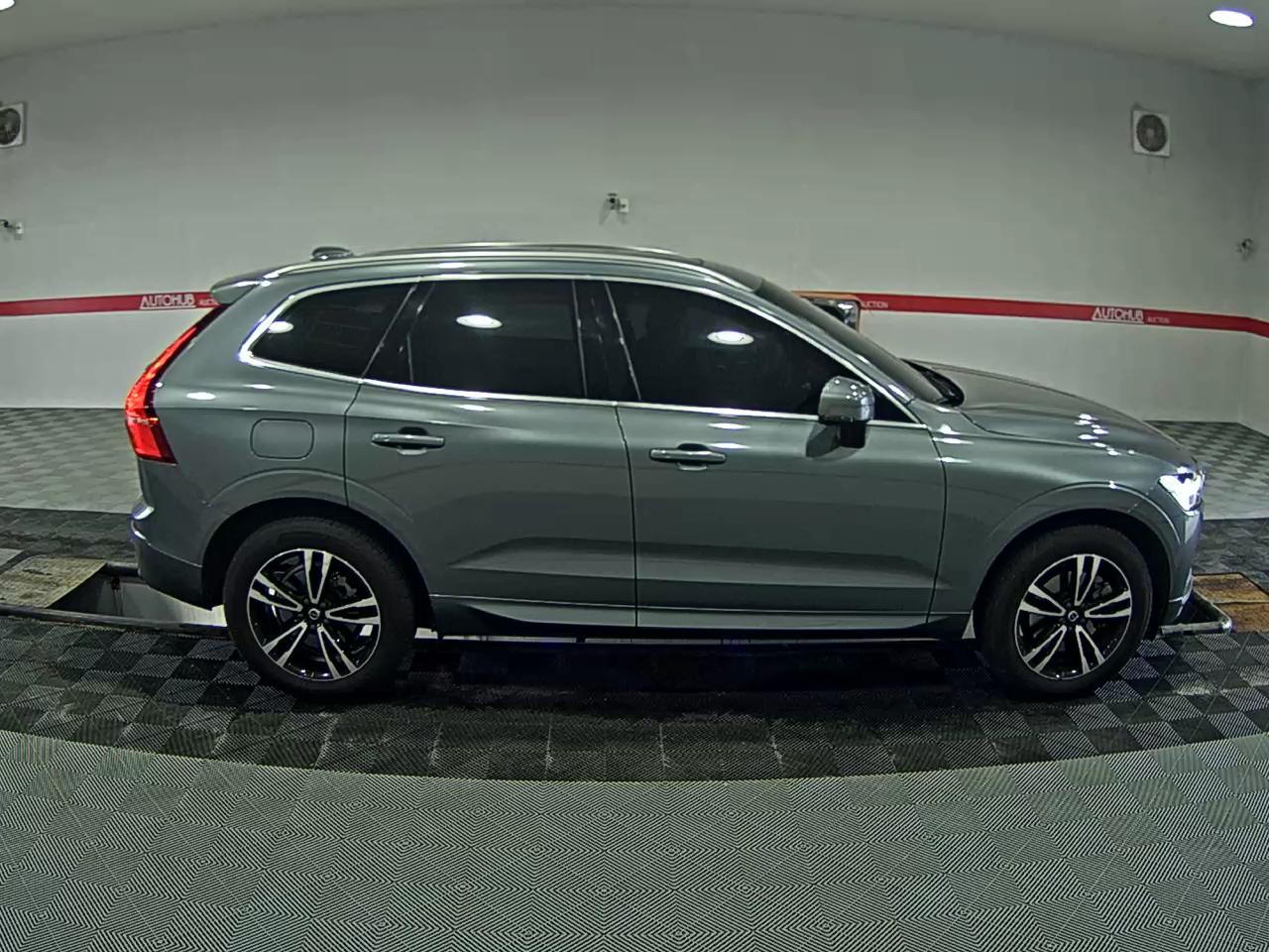 2020 - volvo xc60