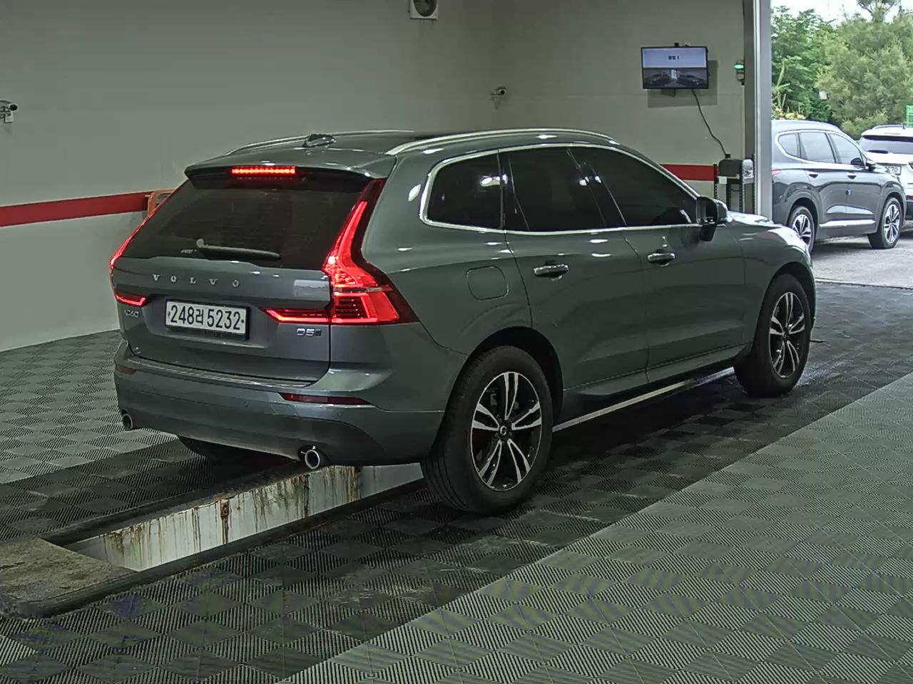 2020 - volvo xc60