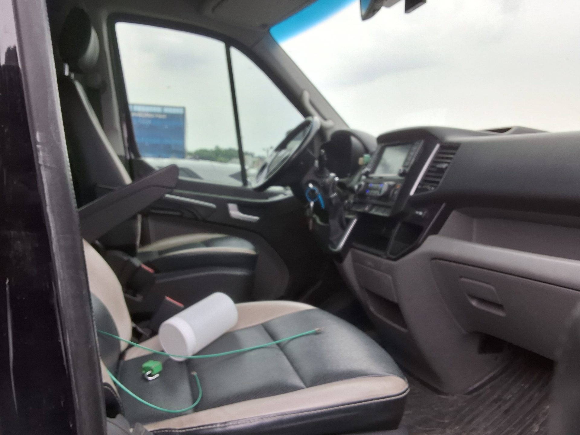2021 - hyundai solati