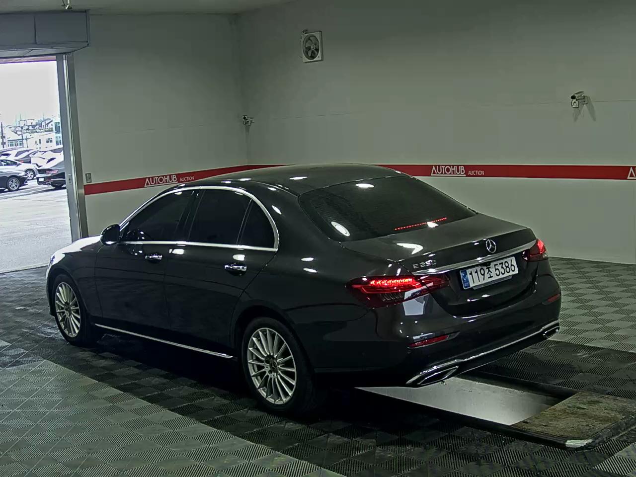 2021 - mercedes-benz e250