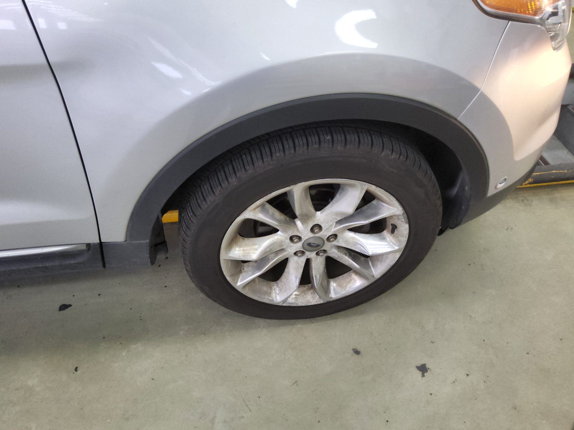 2011 - ford explorer