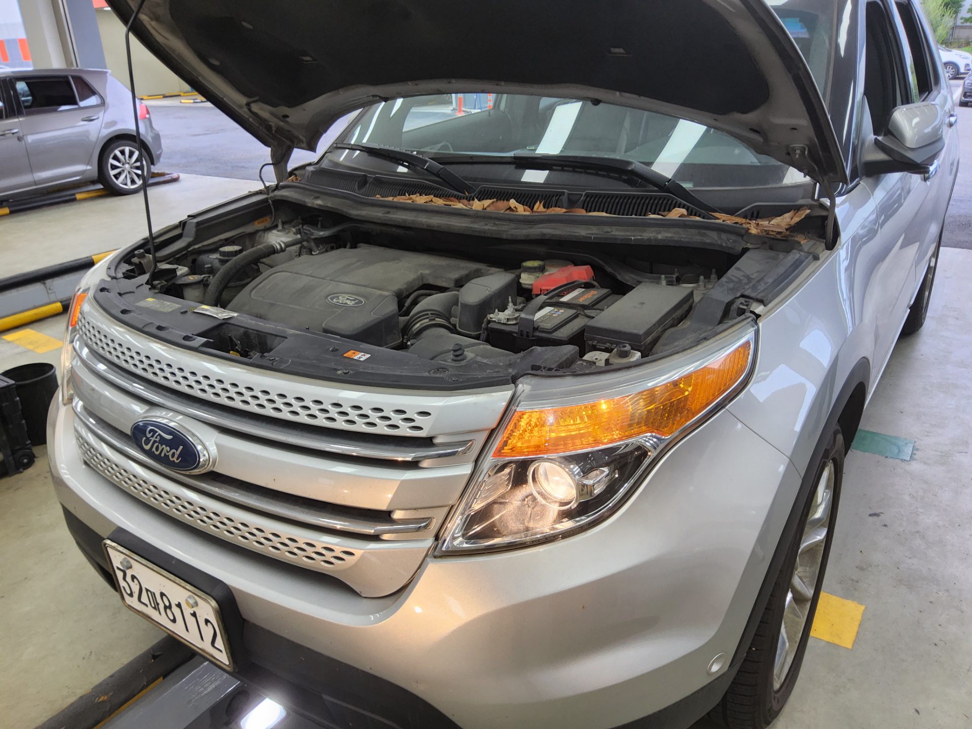 2011 - ford explorer