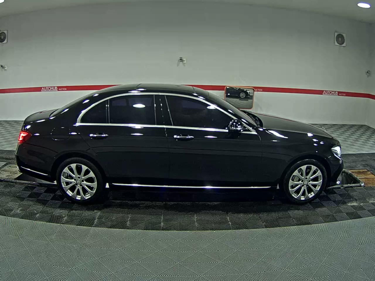 2017 - mercedes-benz e300