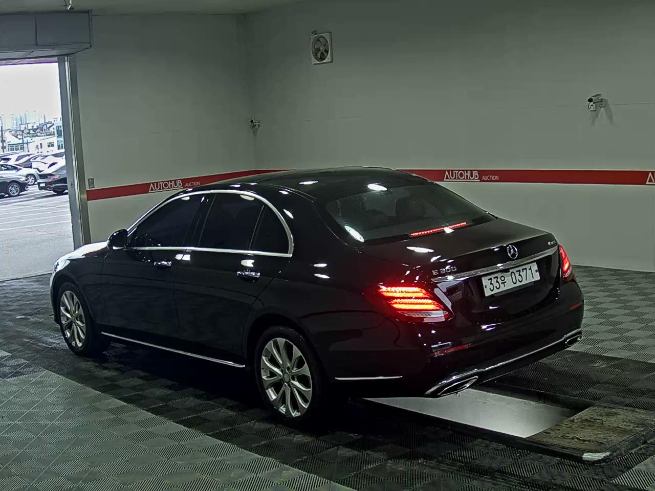 2017 - mercedes-benz e300