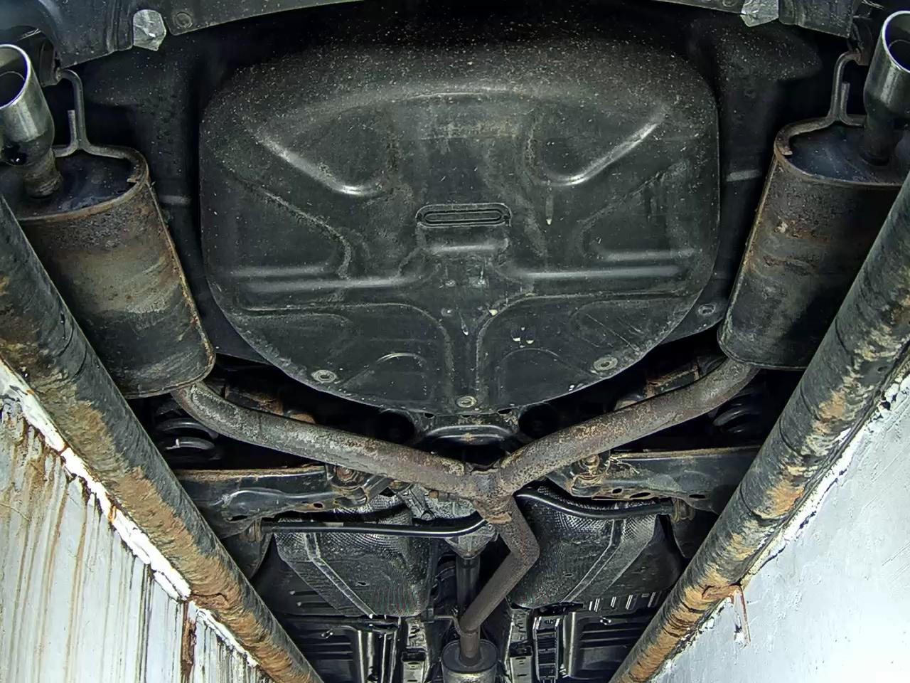 2011 - ford explorer