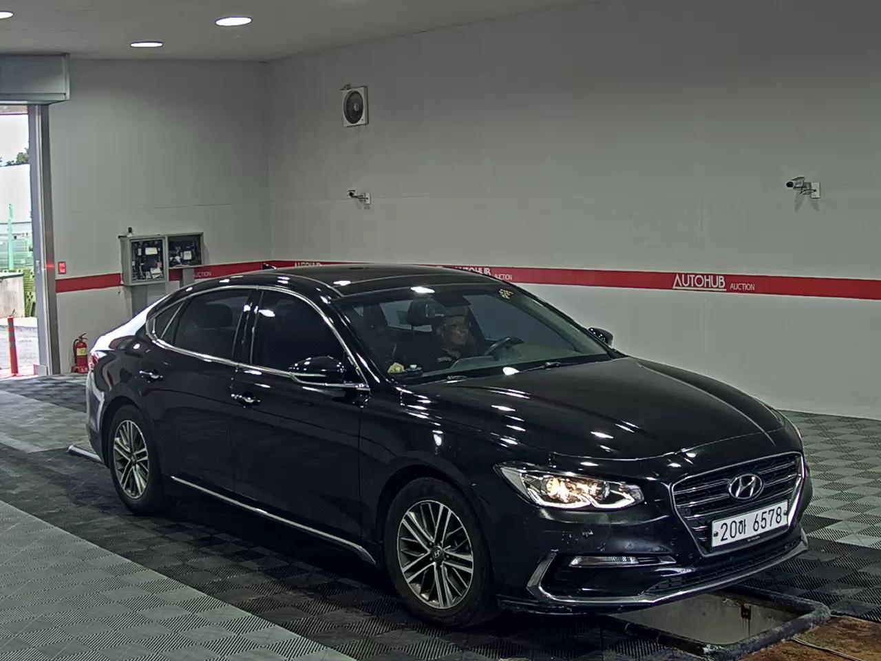 2018 - hyundai grandeur