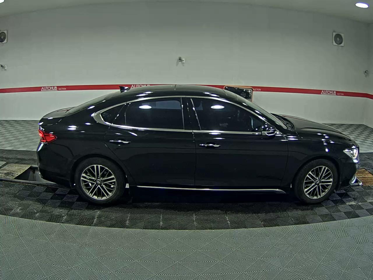 2018 - hyundai grandeur