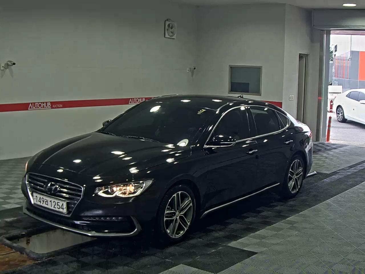 HYUNDAI GRANDEUR GDi