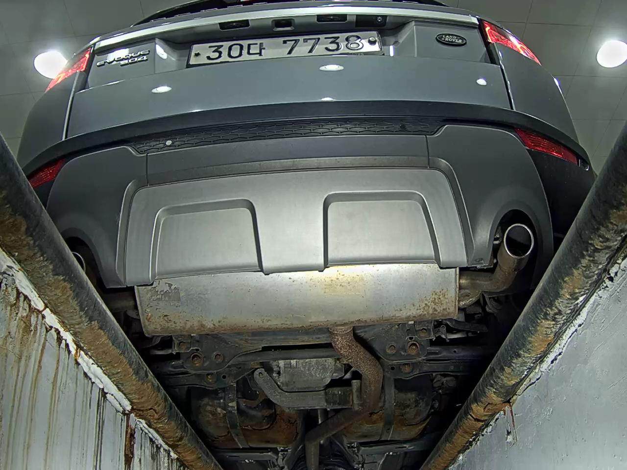 2012 - land rover range rover