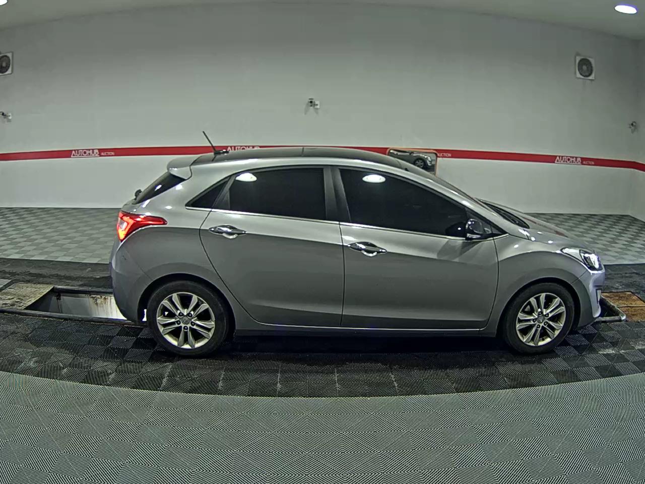 2012 - hyundai i30