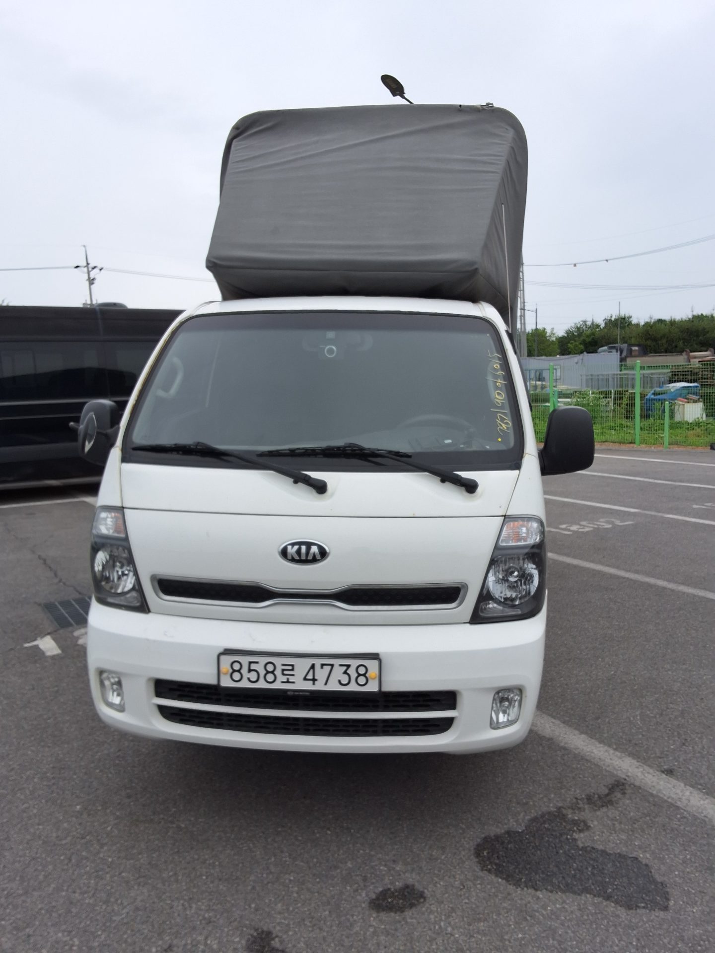 KIA BONGO III CARGO KING CAB EXTRA WHEELBASE
