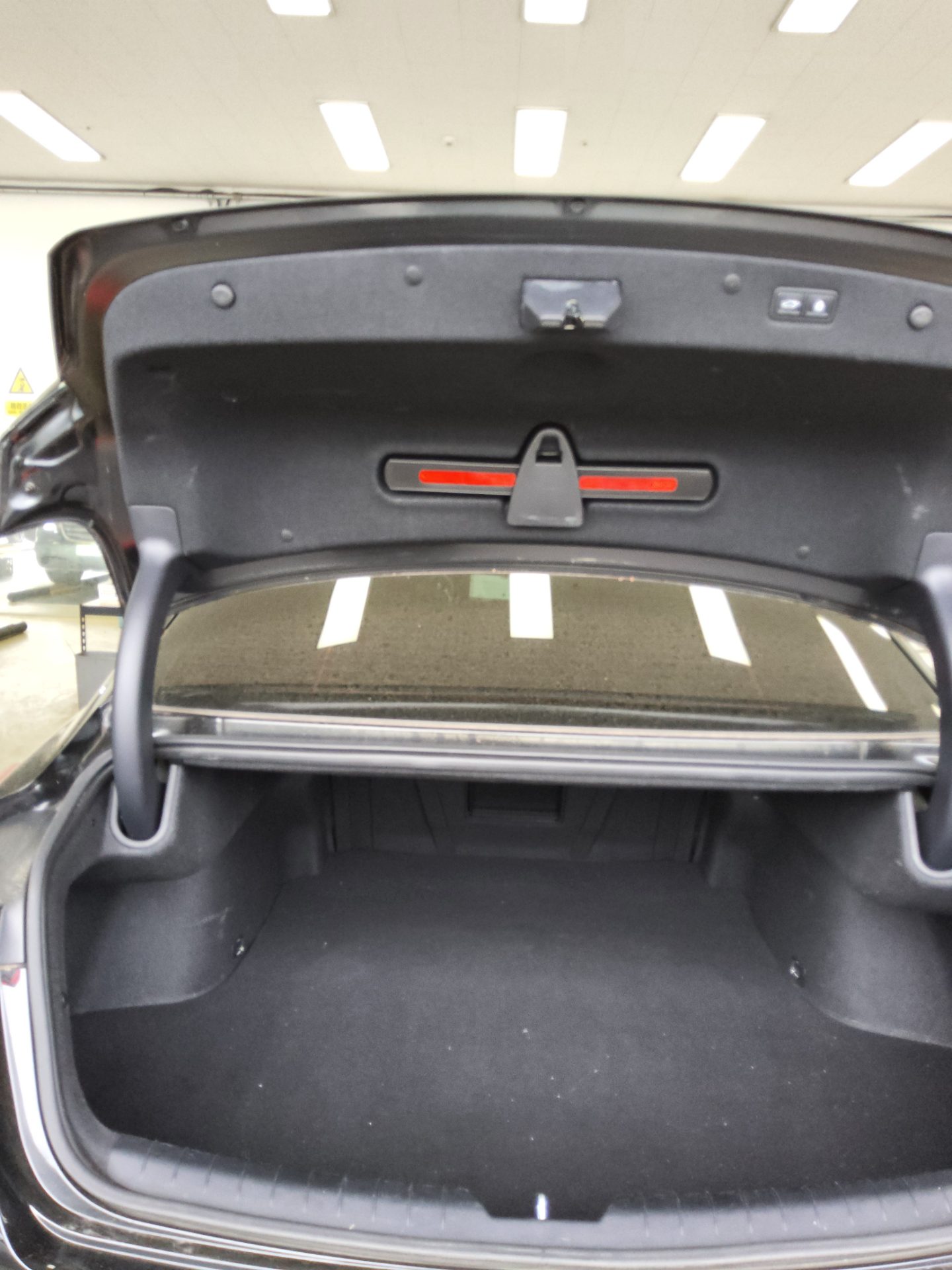 2023 - kia k8