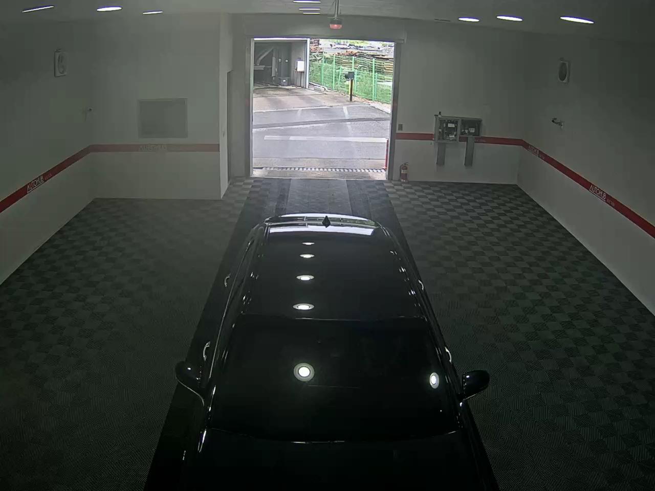 2020 - kia k9
