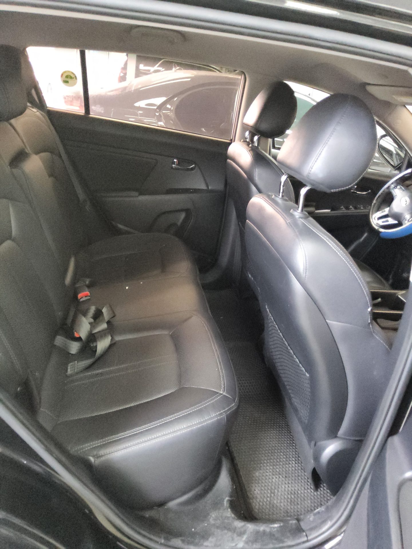 2011 - kia sportage