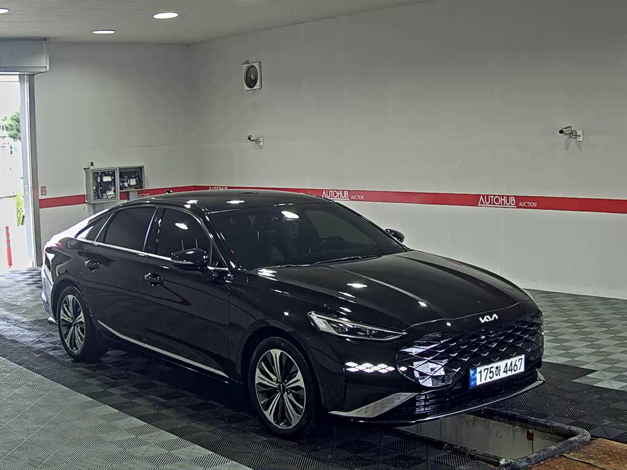 2023 - kia k8