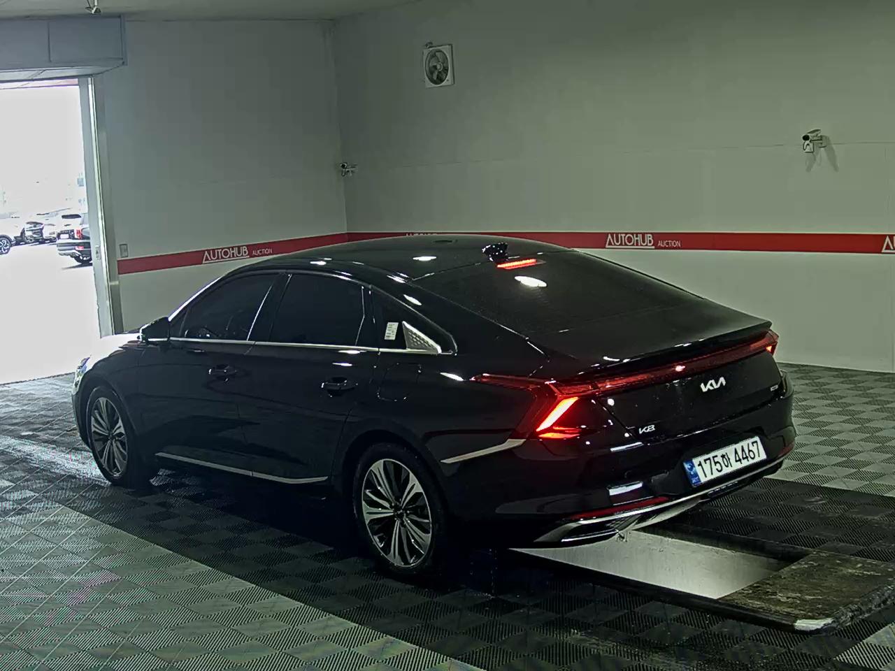 2023 - kia k8