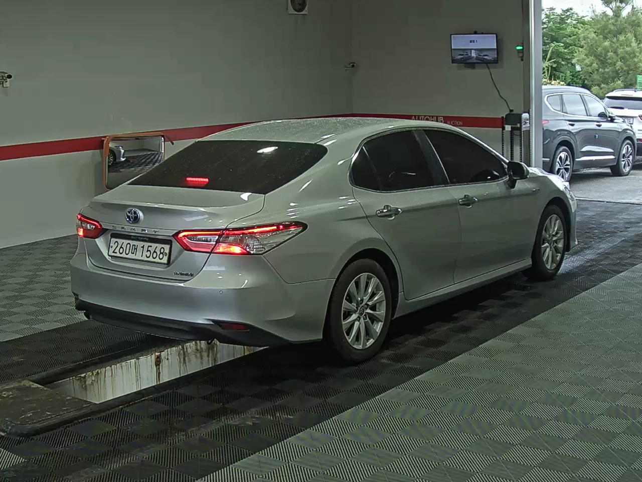 2021 - toyota camry