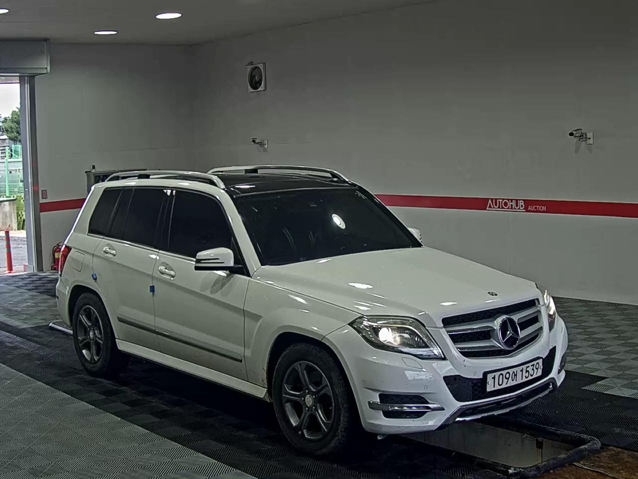 2014 - mercedes-benz glk220